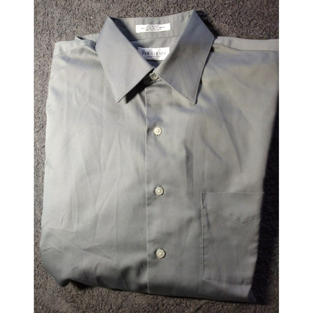 Men's Van Heusen Dress Shirt Light Gray size 15 1/2 32/33 Medium Lux Sateen